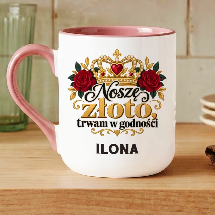 Kubek Personalizowany Na 50 Rocznicę Ślubu Prezent Dla Kobiety: Noszę Złoto, Trwam W Kubek Personalizowany Na 50 Rocznicę Ślubu Prezent Dla Kobiety: Noszę Złoto, Trwam W