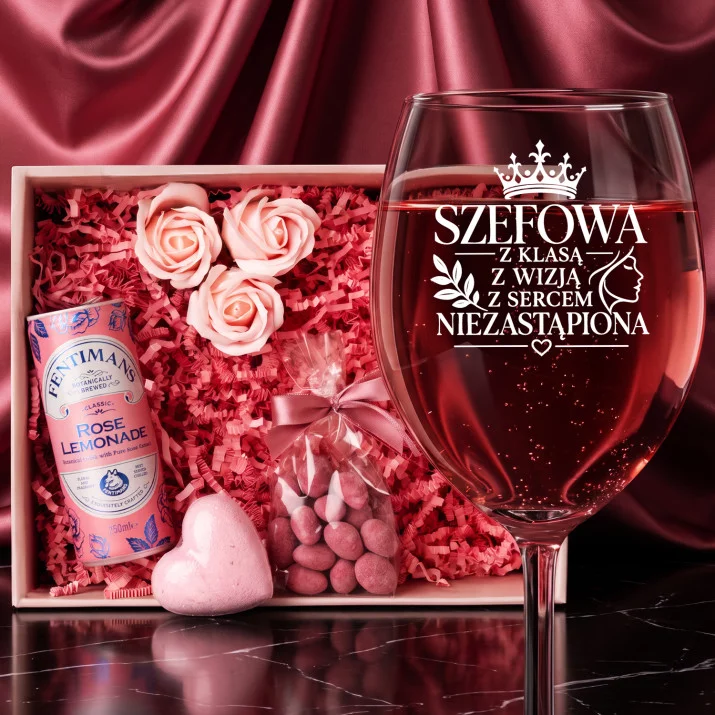 Różowy Zestaw Prezentowy Dla Szefowej Dla Kobiety: Szefowa Z Klasą