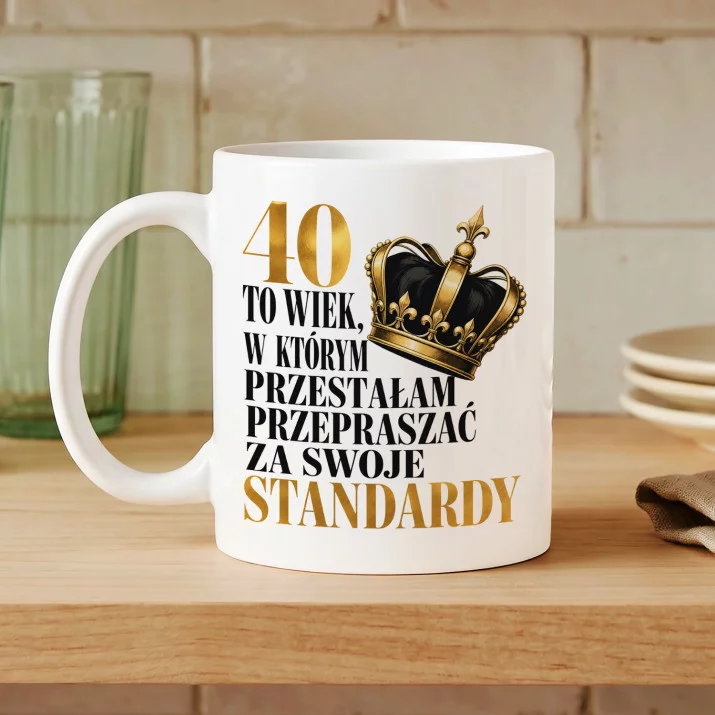Kubek Z Nadrukiem Na 40 Prezent Na 40 Urodziny Dla Kobiety: Królewska Pewność Siebie