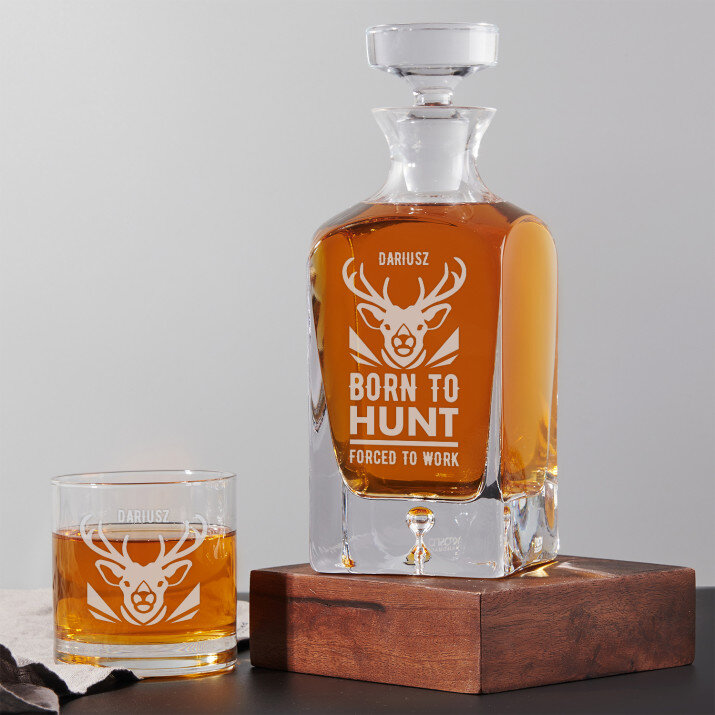 Born to hunt - Zestaw Grawerowana Karafka I Szklanki Do Whisky Born to hunt - Zestaw Grawerowana Karafka I Szklanki Do Whisky