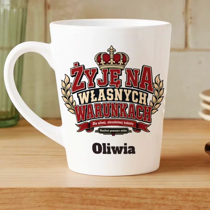 Kubek Personalizowany Na Gwiazdkę Prezent Dla Kobiety: Żyję Na Własnych Kubek Personalizowany Na Gwiazdkę Prezent Dla Kobiety: Żyję Na Własnych