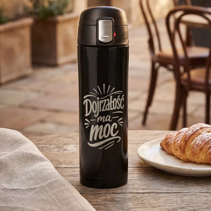 Kubek Termiczny 440ml Na 40 Urodziny Prezent: Dojrzałość Ma Moc