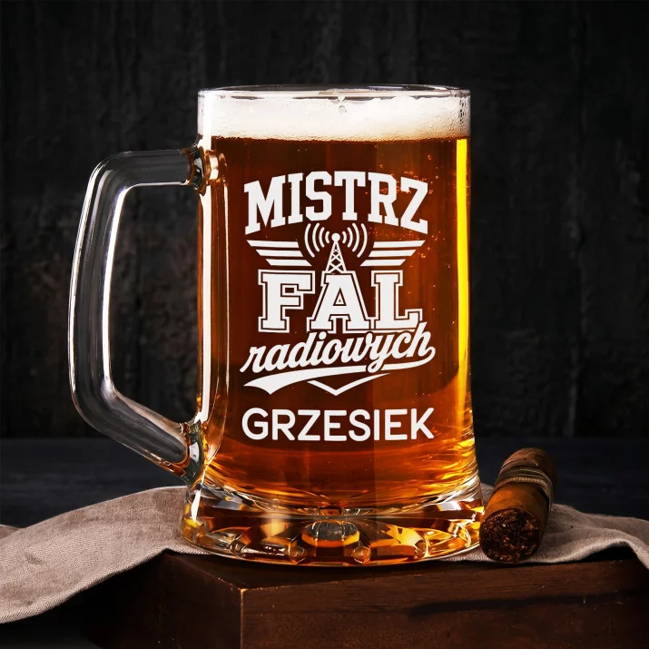 Kufel Personalizowany z Grawerem Dla Radiowca Prezent Dla Mężczyzny: Radiowy Styl Varsity