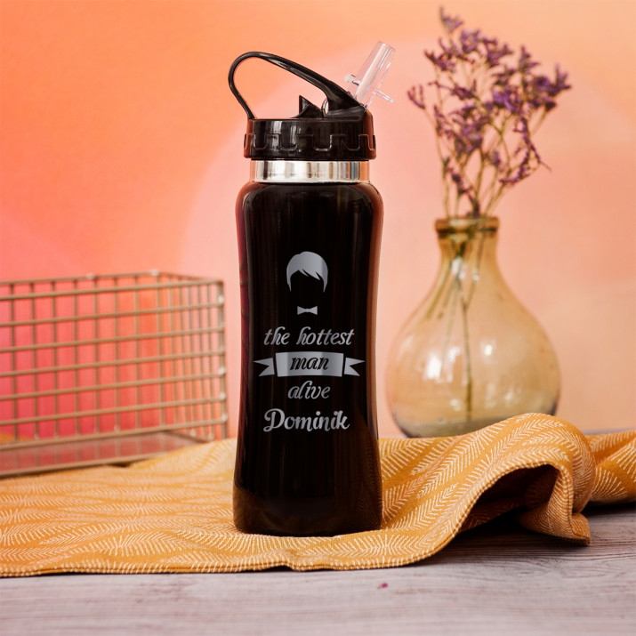 Hottest Man - bidon z grawerem