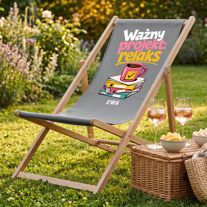 Leżak Z Nadrukiem Dla Koleżanki Z Pracy Prezent Dla Kobiety: Ważny Projekt, Relaks Leżak Z Nadrukiem Dla Koleżanki Z Pracy Prezent Dla Kobiety: Ważny Projekt, Relaks