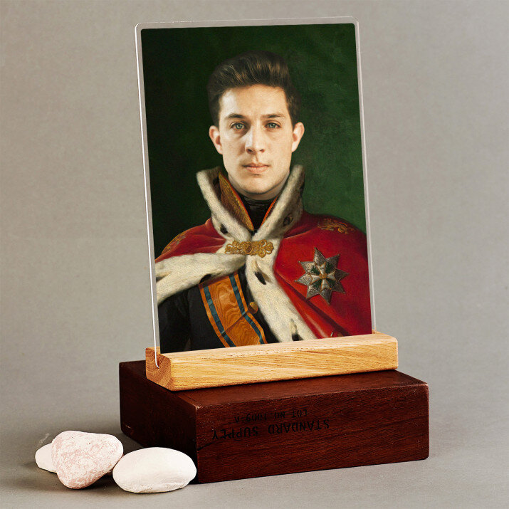 Królewski Portret - Król - Wydruk na szkle akrylowym z podstawką