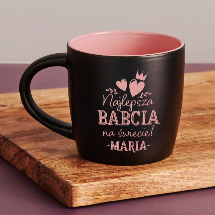 Najlepsza babcia serca - Czarny kubek ceramiczny