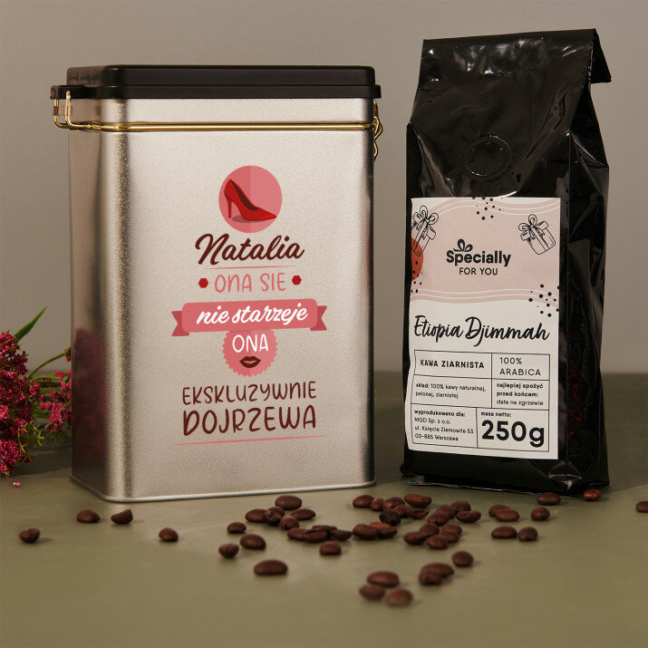 Ona się nie starzeje - Kawa w puszce Ona się nie starzeje - Kawa w puszce