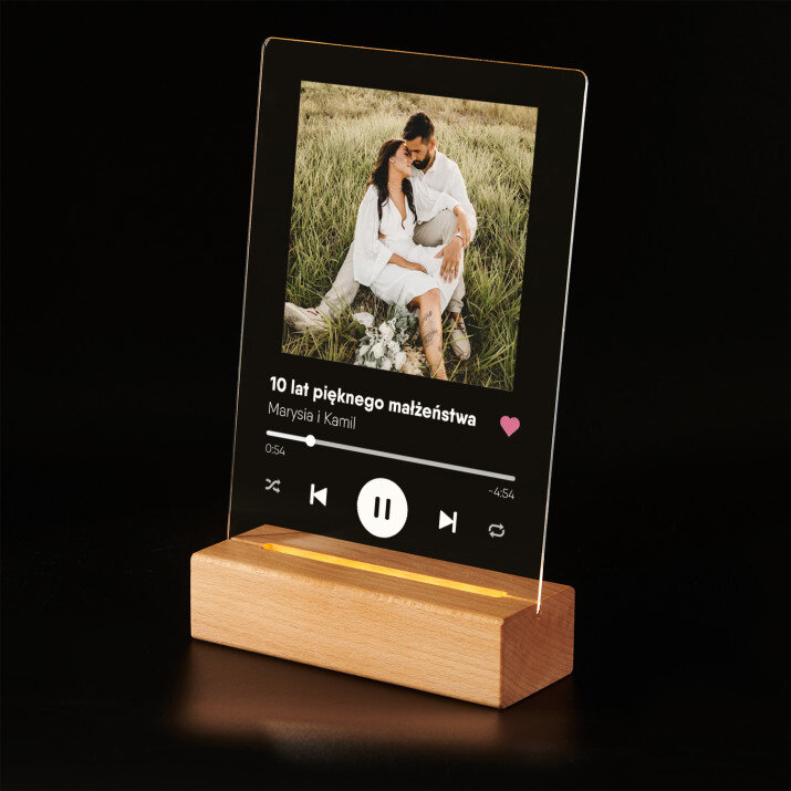 Piosenka spotify na rocznicę - Wydruk na szkle akrylowym z podstawką led Piosenka spotify na rocznicę - Wydruk na szkle akrylowym z podstawką led