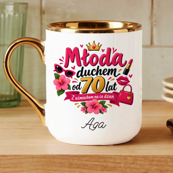Kubek Personalizowany Dla 70 Latki Prezent Na 70 Urodziny Dla Kobiety: Młoda Duchem Od 70 Lat Kubek Personalizowany Dla 70 Latki Prezent Na 70 Urodziny Dla Kobiety: Młoda Duchem Od 70 Lat