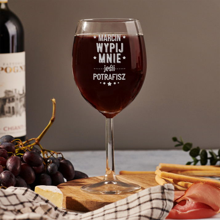Wypij mnie - Grawerowany Kieliszek do wina