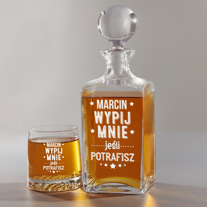 Wypij mnie - Zestaw Grawerowana Karafka I Szklanki Do Whisky Wypij mnie - Zestaw Grawerowana Karafka I Szklanki Do Whisky