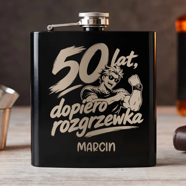 Piersiówka z Grawerem Na 50 Prezent Na 50 Urodziny Dla Mężczyzny: 50 Lat, Dopiero