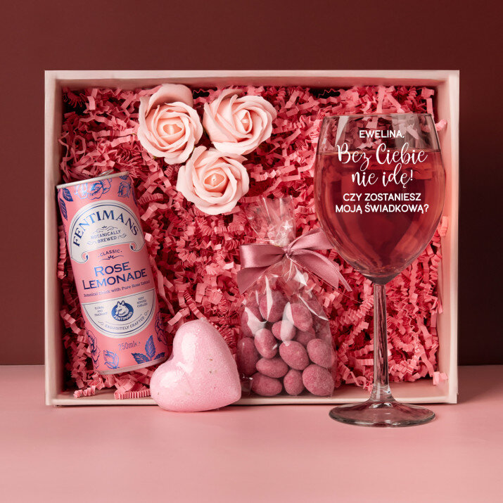 Zestaw prezentowy z prośbą o zostanie świadkową 2 z kieliszkiem i lemoniadą