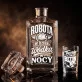 Zestaw Do Wódki z Grawerem Dla Budowlańca Prezent: Robota W Dzień, Wódka W Nocy Zestaw Do Wódki z Grawerem Dla Budowlańca Prezent: Robota W Dzień, Wódka W Nocy