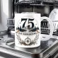 Kubek Z Nadrukiem Dla 75 Latka Prezent Na 75 Urodziny Dla Mężczyzny: 75 Lat Doświadczenia Kubek Z Nadrukiem Dla 75 Latka Prezent Na 75 Urodziny Dla Mężczyzny: 75 Lat Doświadczenia