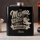 Piersiówka z Grawerem Na Dzień Mamy Prezent Dla Mamy Kobiety: Mama Rządzi Bez