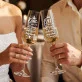 Dwa Kieliszki Do Szampana Na 50 Rocznicę Ślubu Prezent Dla Pary: Złote Dojrzewanie Dwa Kieliszki Do Szampana Na 50 Rocznicę Ślubu Prezent Dla Pary: Złote Dojrzewanie