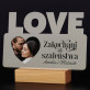 Zakochani do szaleństwa - Wydruk na szkle akrylowym love z podświetleniem Zakochani do szaleństwa - Wydruk na szkle akrylowym love z podświetleniem